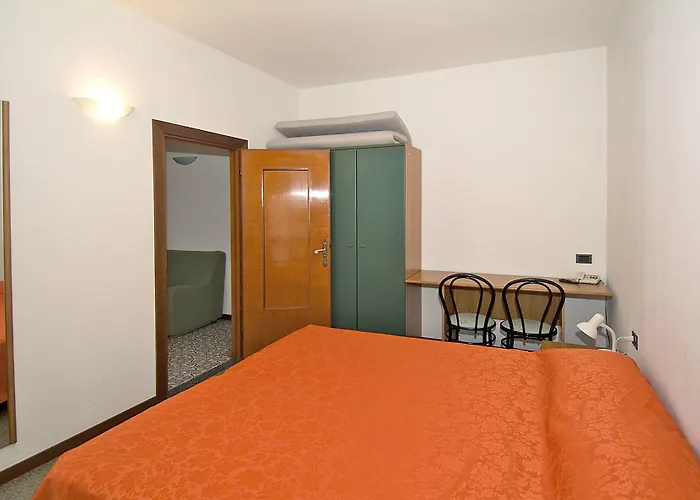 Semesterpark Camping Hotel Au Lac De Como Sorico