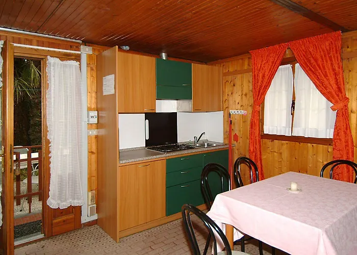 Au De Tatil parkı *
