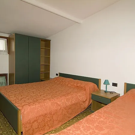 Semesterpark Camping Hotel Au Lac De Como