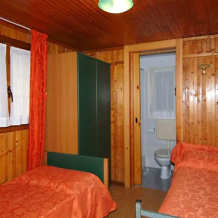 Semesterpark Camping Hotel Au Lac De Como