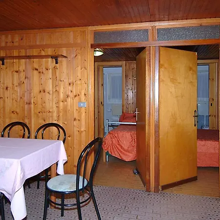 Semesterpark Camping Hotel Au Lac De Como Sorico