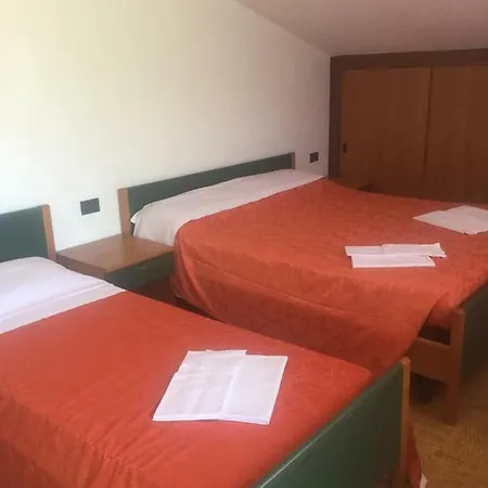 Camping Hotel Au Lac De Como