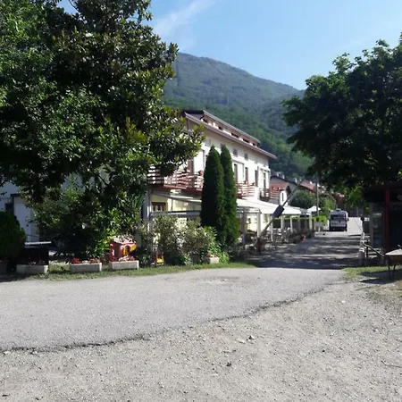 Camping Hotel Au Lac De Como Semesterpark